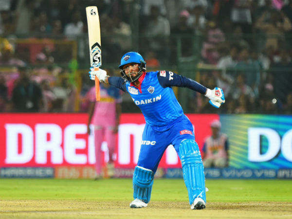 அதிரடி ஆட்டம்