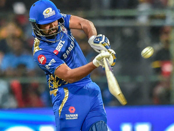 ரோகித் அவுட் 