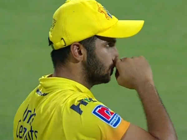 தோனியிடம் மன்னிப்பு 