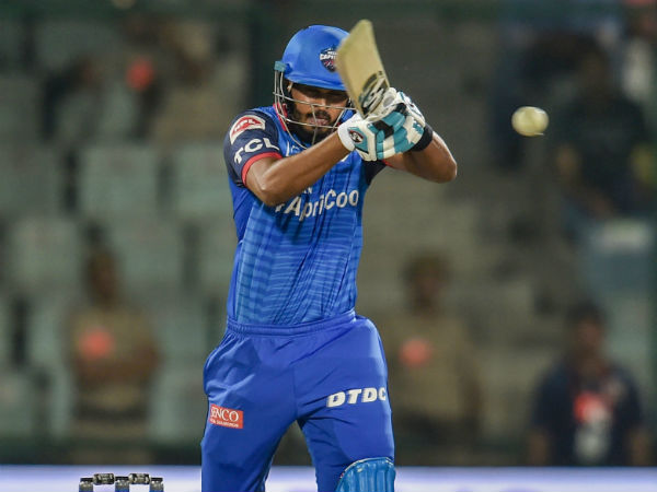 ஸ்ரேயாஸ் போராட்டம்