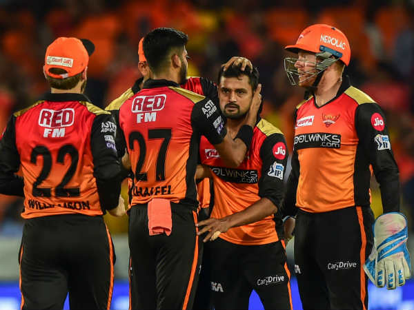 தோனி இல்லாத சென்னை அணி