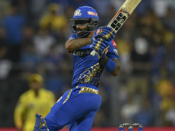 சூர்யகுமார் அரைசதம் 