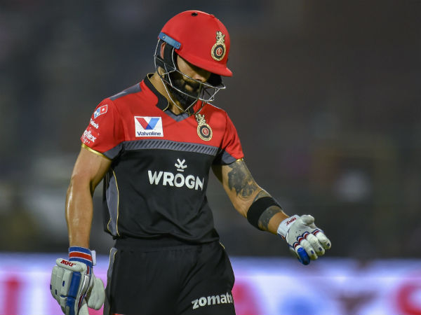 கோலிக்கு 100 