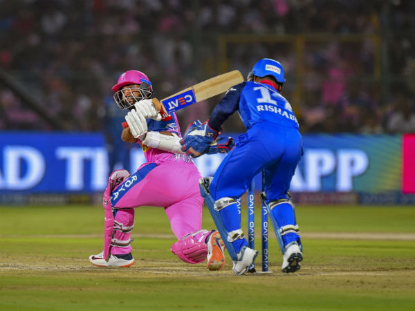  ரகானே அவுட் 