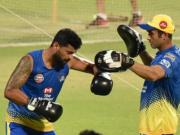 3 வீரர்கள் 