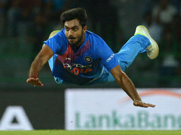 பார்ட்னர்ஷிப் 164 ரன்கள் 