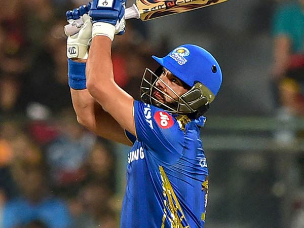 யுவராஜ் அரைசதம் 