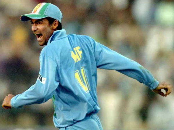 டைவ் அடித்து கேட்ச் டைவ் அடித்து கேட்ச்