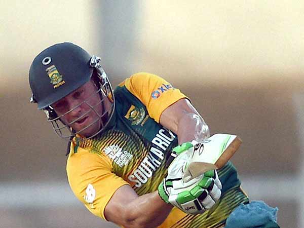 ரசிகர்கள் அதிர்ச்சி