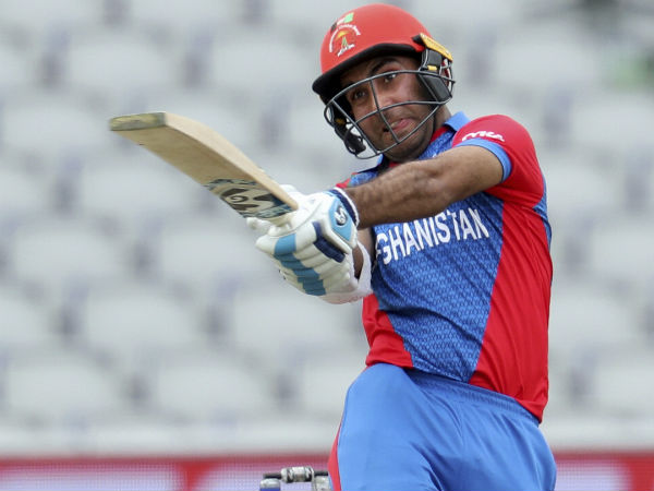 ஷாசாத் நீக்கம்