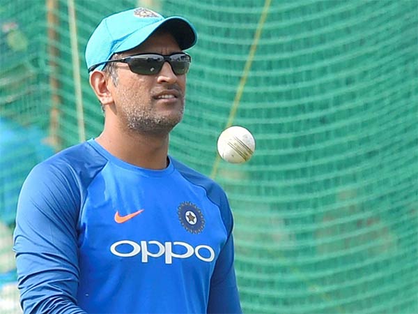 தலைமை பயிற்சியாளர் 