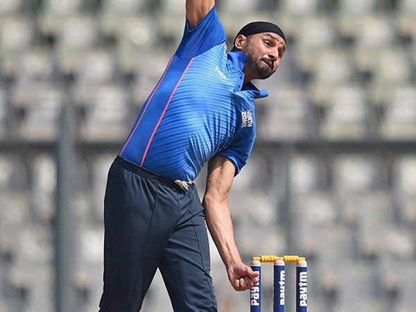 ஹர்பஜன் சொன்ன வீரர்?