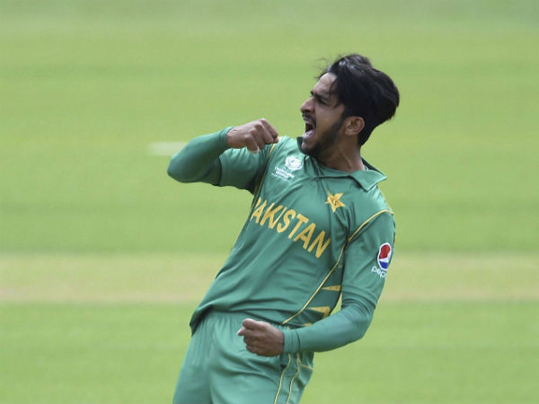 136 ரன்கள் 136 ரன்கள்