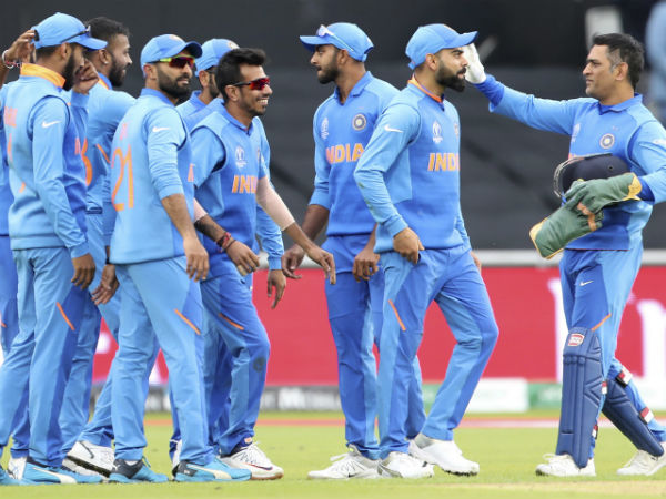 யார்? யார்? 