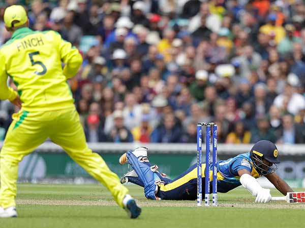 இலங்கை பேட்டிங் 