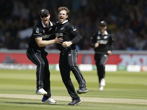 இருவரும் அரைசதம் 