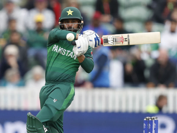 ஓங்கி அறைந்த அப்ரிடி