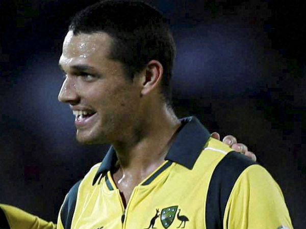 பவுன்சர் கை கொடுத்தது 