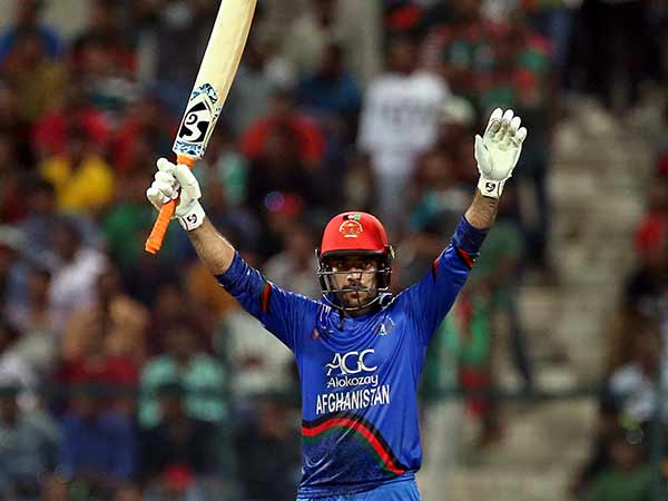 கேப்டனுடன் சண்டையா?