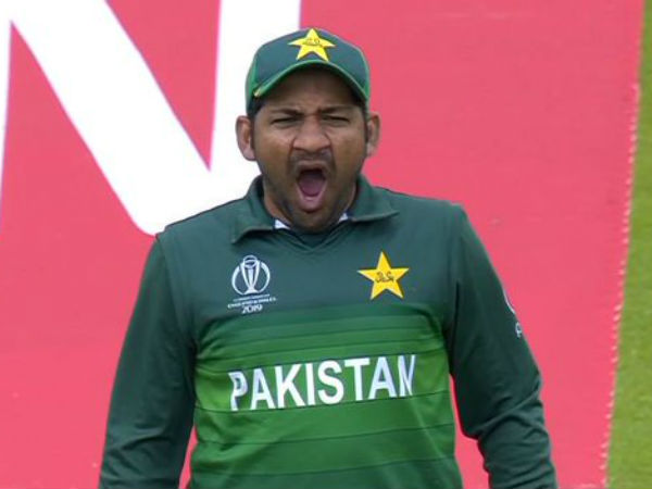 ரசிகர்கள் கோபம் 