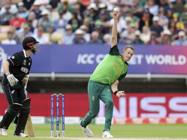 மிக மோசம் 