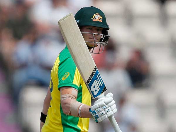 கூல்டர் நைல் அரைசதம் 