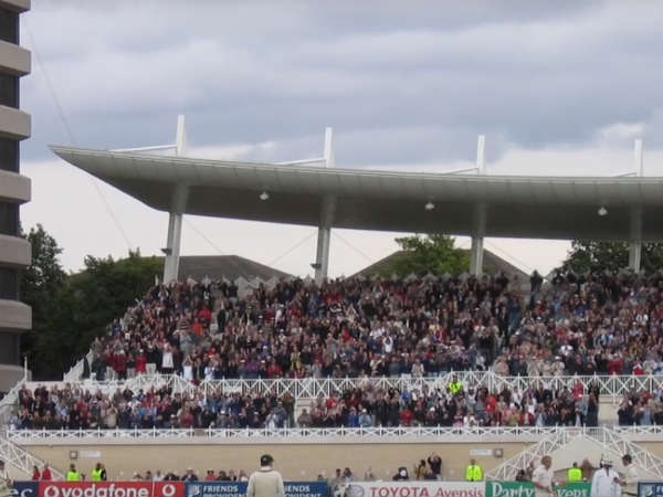 318 ரன்கள் சாதனை 