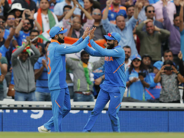 சாய்ந்த 2 விக். 