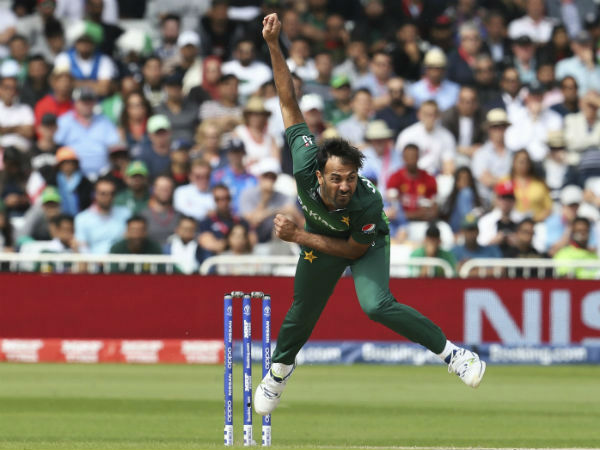 சிறப்பான பேட்டிங் சிறப்பான பேட்டிங்