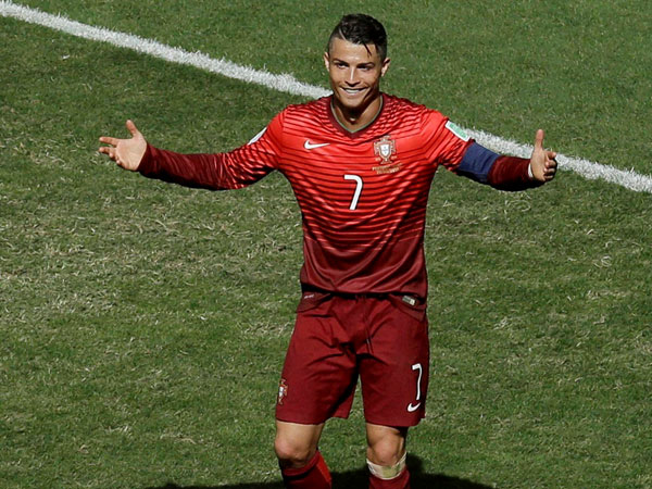 முதலிடத்தில் ரொனால்டோ 