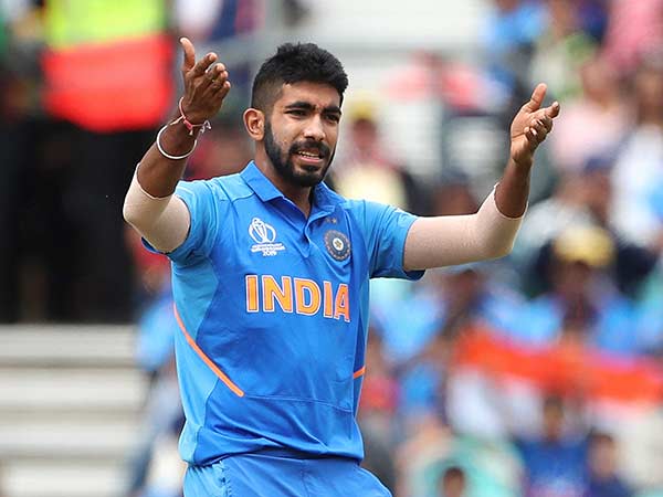 வேகப் பந்துவீச்சாளர் யார்? வேகப் பந்துவீச்சாளர் யார்?