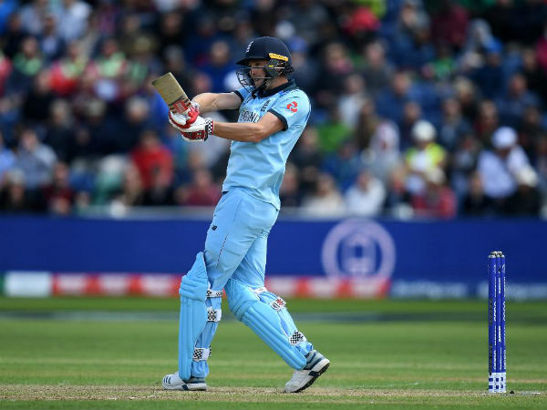 16 ரன்கள் வெற்றி 