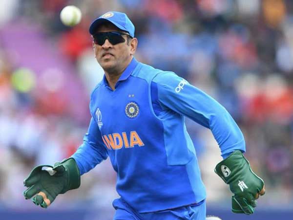 எப்போது ஓய்வு பெறுவார்?