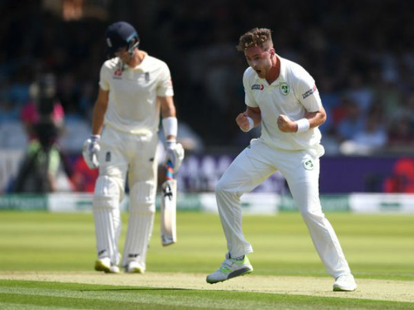 விக்கெட் மழை