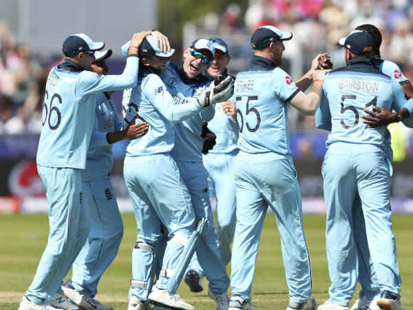 இங்கிலாந்து ரன் குவிப்பு