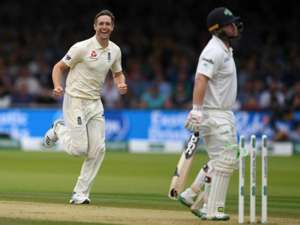 மூன்று டக் அவுட் 