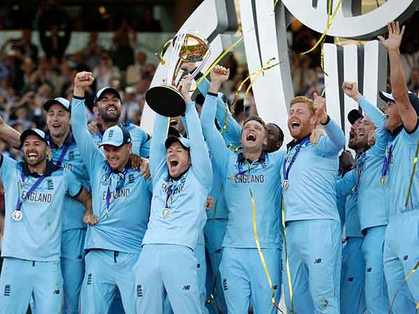 யார் அகதி 