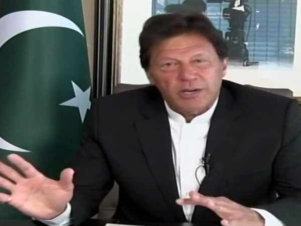 இம்ரானை மதிக்காத கேப்டன்