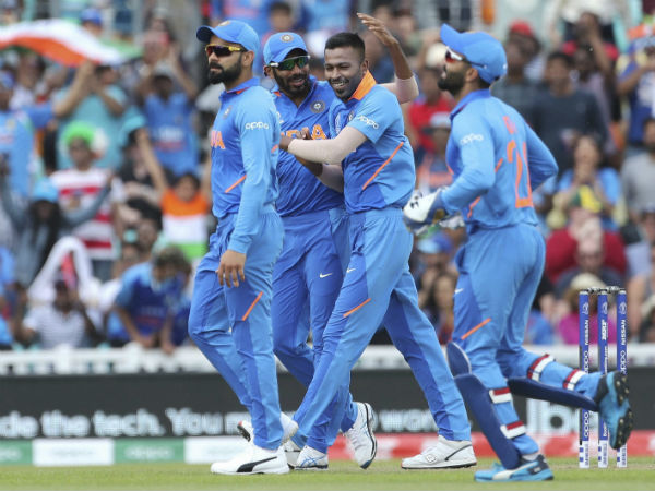 அந்த இருவர் அந்த இருவர்