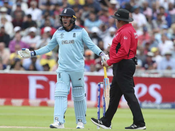 இங்கிலாந்து அதிரடி