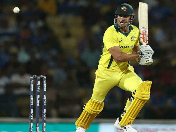 மாற்று வீரர்கள் 