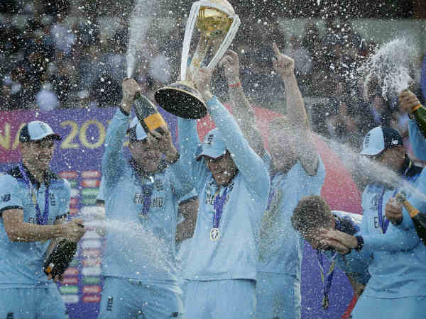 இங்கிலாந்து சாம்பியன் 