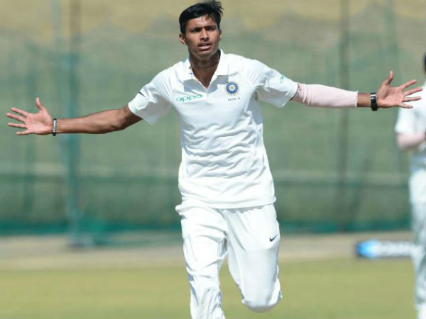 விளையாடிய அணிகள் 