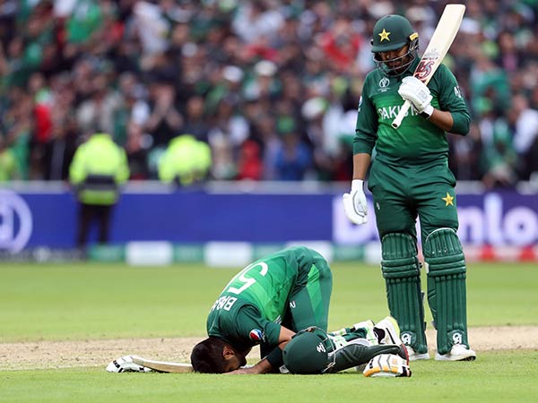 பிரதமருக்கு ஏன் இந்த வேலை?