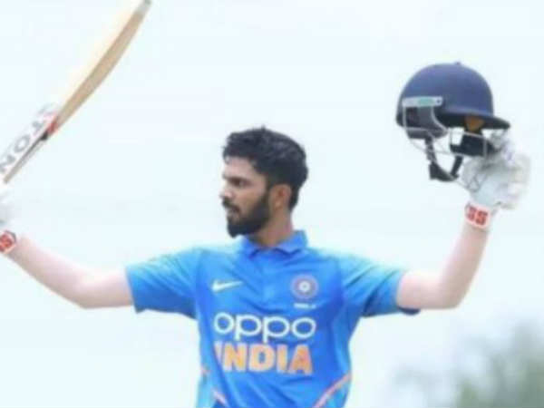 இவருக்கு இடம் இல்லையா?