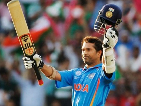 முதல் இடத்தில் சச்சின் முதல் இடத்தில் சச்சின்