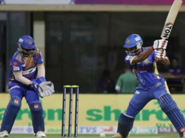 முதல் விக். 95 ரன்கள் 