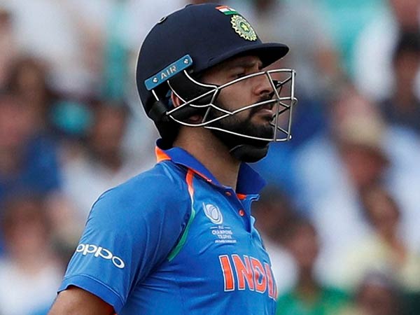 முதல் போட்டி