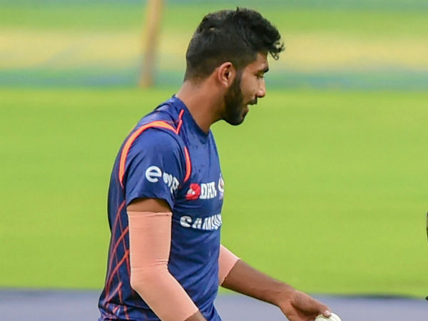 நம்பர் 1 பவுலர் நம்பர் 1 பவுலர்