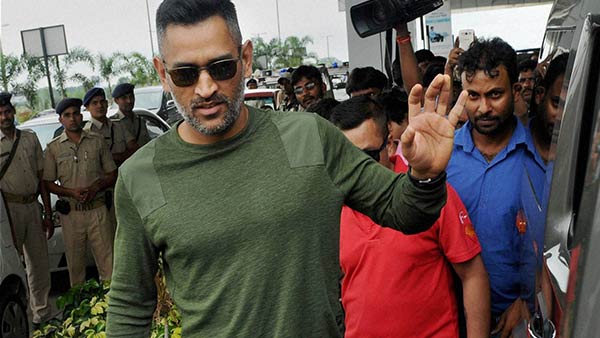 விஷமிகளின் கைவரிசை 